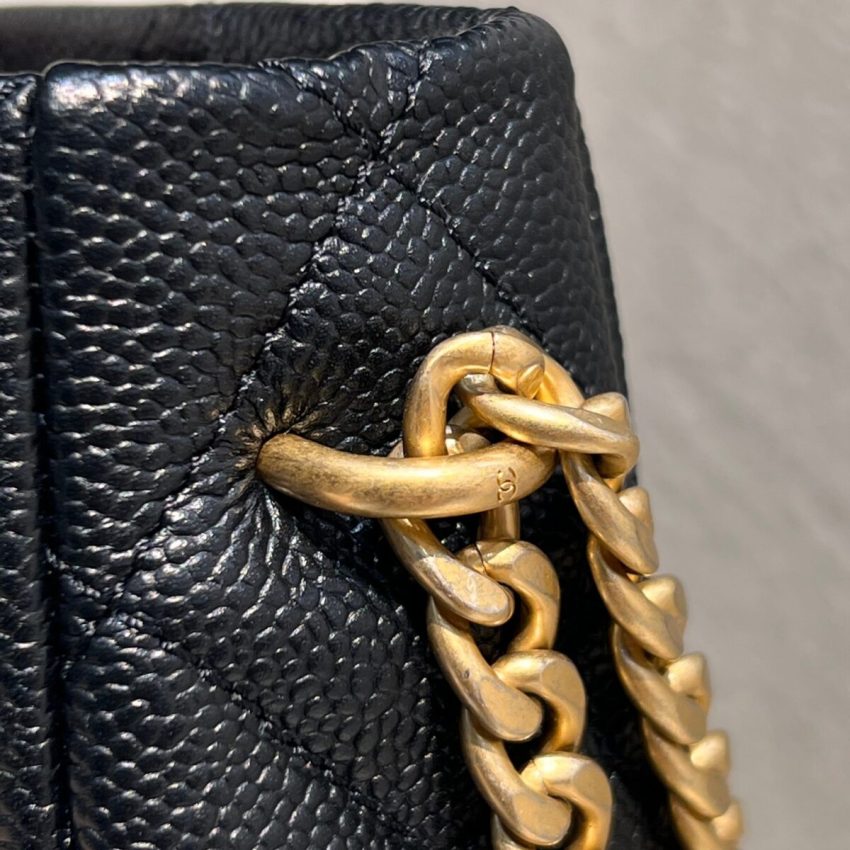 Replica CHANEL 23c Hobo Love - high-quality designer bag clone