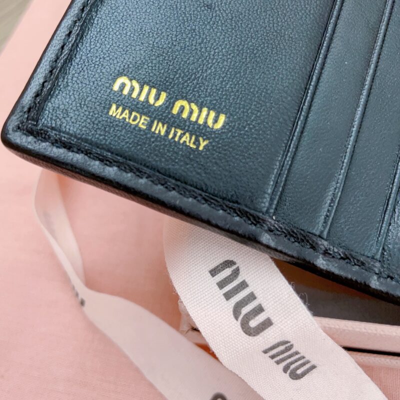 Replica Miu Miu Pocket Wallet Black - authentic-look luxury purse replica