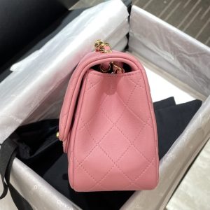 Replica CHANEL Classic Flap 17cm Pink - realistic designer-inspired fake bag