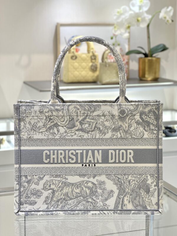 Replica Dior Tote Book Tiger Grey - premium-grade designer purse dupe
