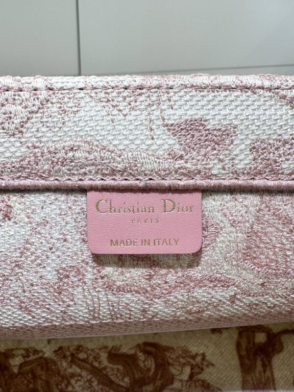 Replica Dior Tote Book Pink Tiger - premium 1:1 fake handbag model