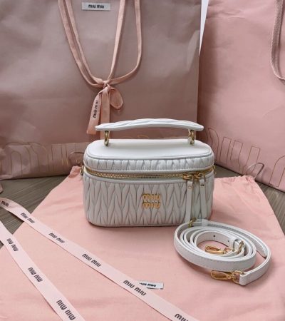 Replica Miu Miu Cosmetic Bag White - realistic designer-inspired fake bag
