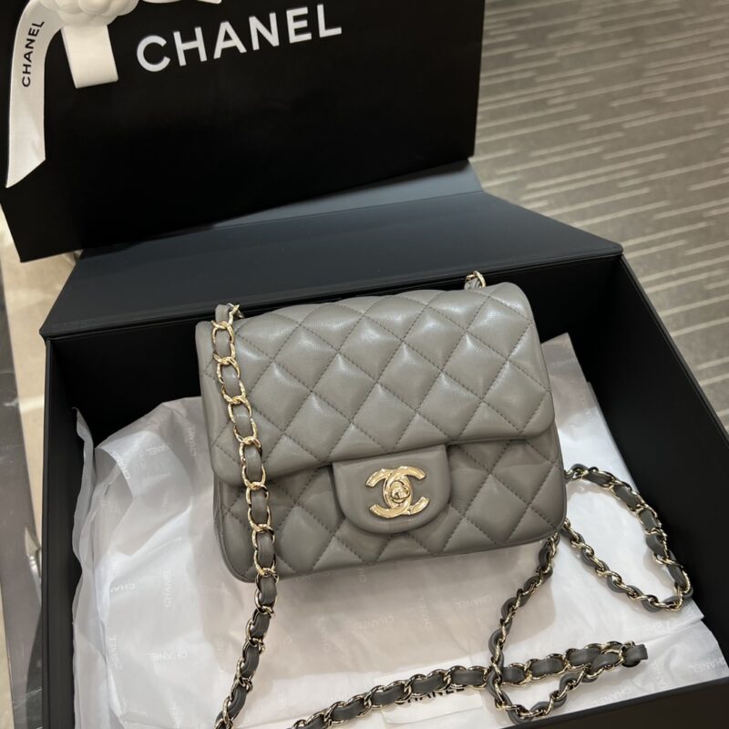 Replica CHANEL Classic Flap 17cm Grey - authentic-look luxury purse replica