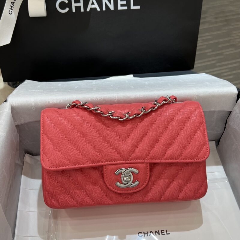 Replica CHANEL Classic Flap V 20cm Red - high-end fake designer purse
