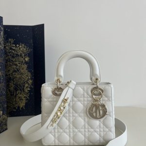 Replica Dior Lady Dior White ABC - ultra-realistic fake designer tote