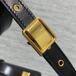 Replica Dior 30 Montaigne Back - best-selling designer handbag dupe