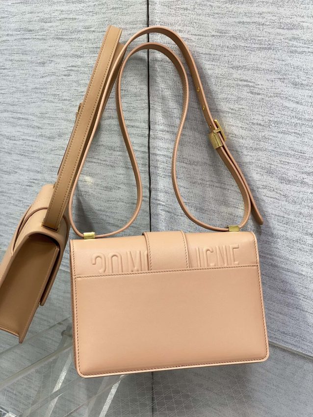 Replica Dior 30 Montaigne Apricot - high-end fake designer purse