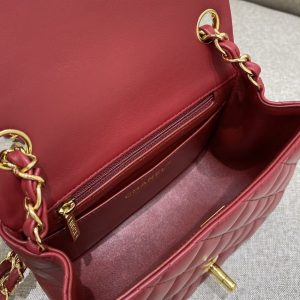 Replica CHANEL Classic Flap 17cm Red - high-quality designer bag clone