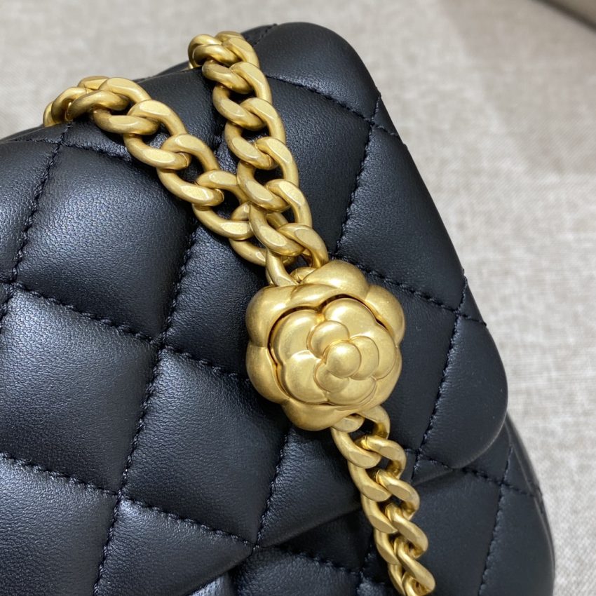 Replica CHANEL Camellia Flap Black - high-quality designer bag clone