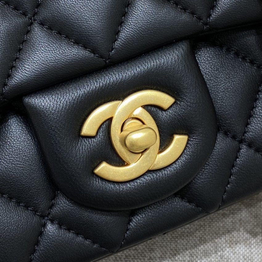 Replica CHANEL Camellia Flap Black - best-selling designer handbag dupe