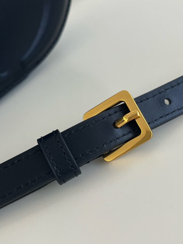 Replica Dior Signature Top Handle Black - best-selling designer handbag dupe