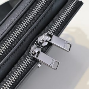 Replica Dior Zipped Pouch Diamond Black - best quality luxury bag dupe