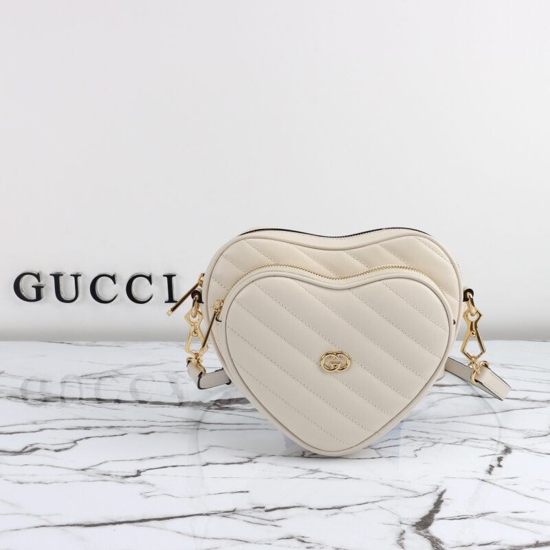 Replica Gucci Interlocking G Mini Heart White - realistic designer-inspired fake bag