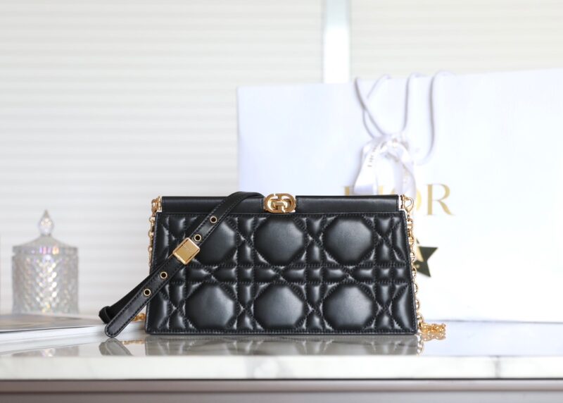 Replica Dior Miss Caro Noire Clutch - premium-grade designer purse dupe