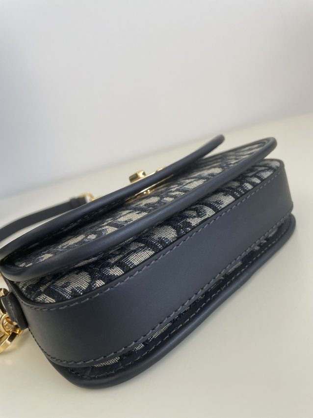 Replica Dior 30 Montaigne Avenue Bag - best-selling designer handbag dupe