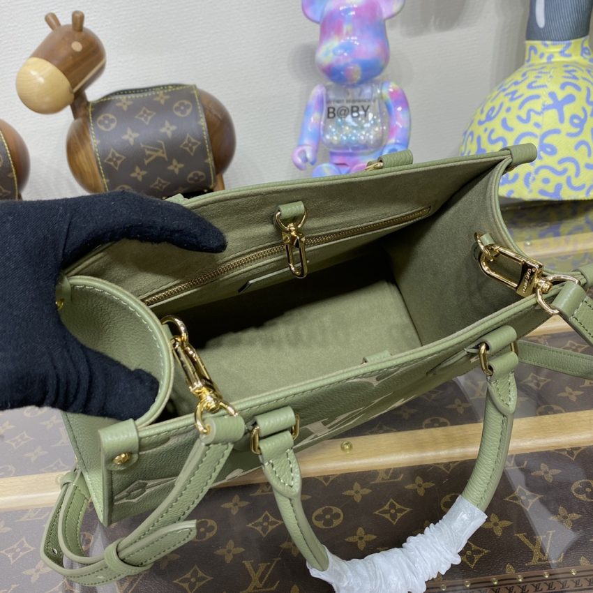 Replica LV OnTheGo PM Green - premium-grade designer purse dupe