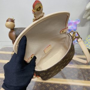 Replica Louis Vuitton Saumur - premium-grade designer purse dupe