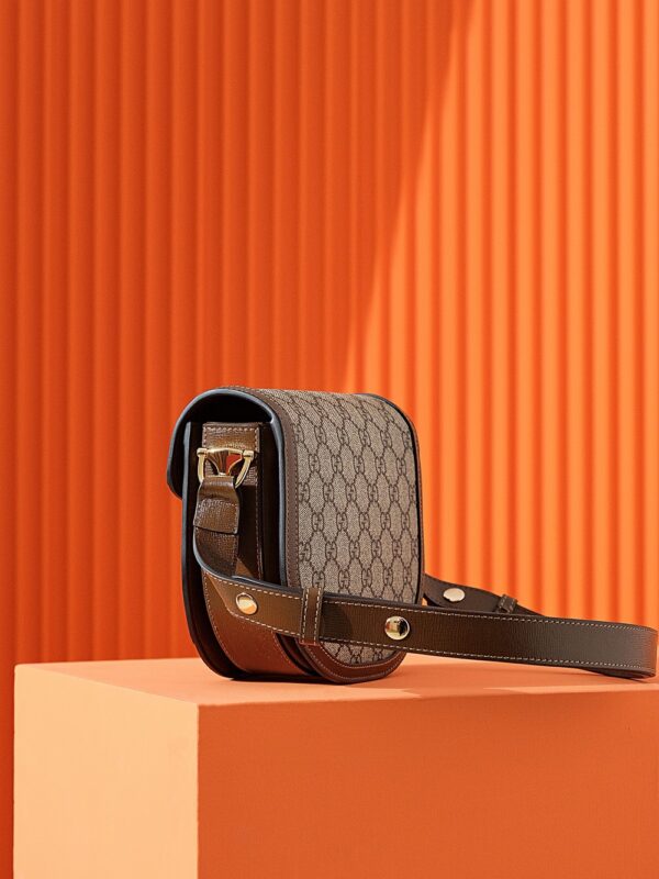 Replica Gucci Horsebit 1995 Semi-circular Canvas - best quality luxury bag dupe