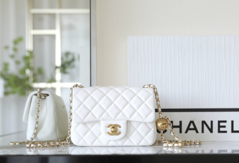 Replica CHANEL CF 20 cm Golden Ball White - premium-grade designer purse dupe