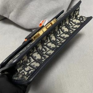 Replica Dior 30 Montaigne Oblique Jacquard - top-tier luxury replica shoulder bag