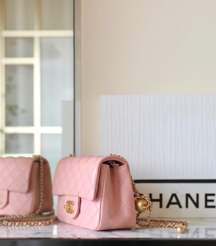 Replica CHANEL CF 17cm Golden Ball Pink - realistic designer-inspired fake bag