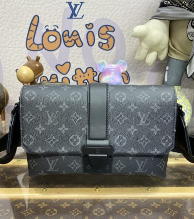Replica Louis Vuitton S-Cape Messenger Black - realistic designer-inspired fake bag