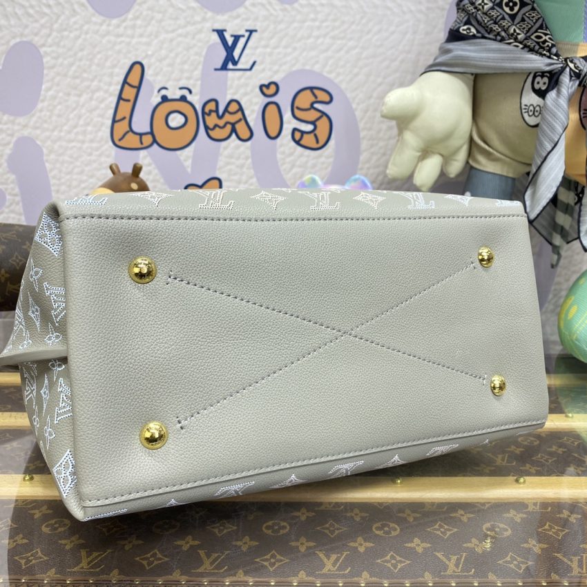 Replica Louis Vuitton Carmel Grey - top-tier luxury replica shoulder bag