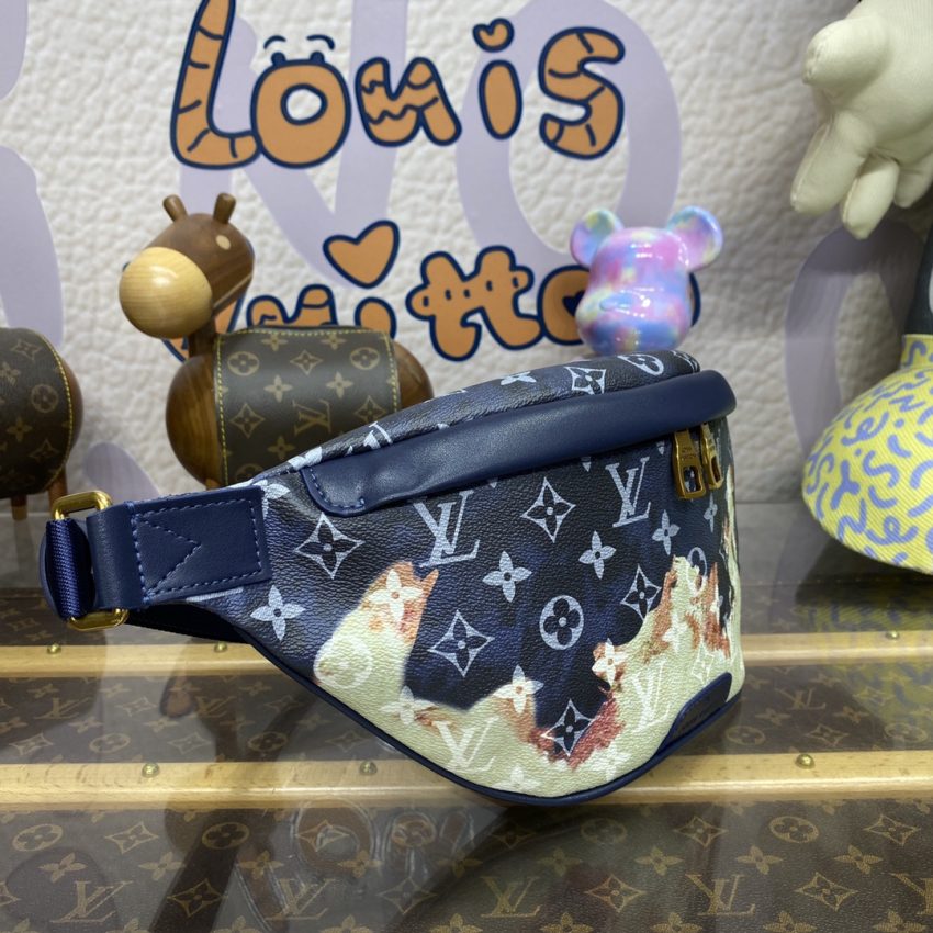 Replica Louis Vuitton Bumbag Discovery Blue Fire - top-tier luxury replica shoulder bag