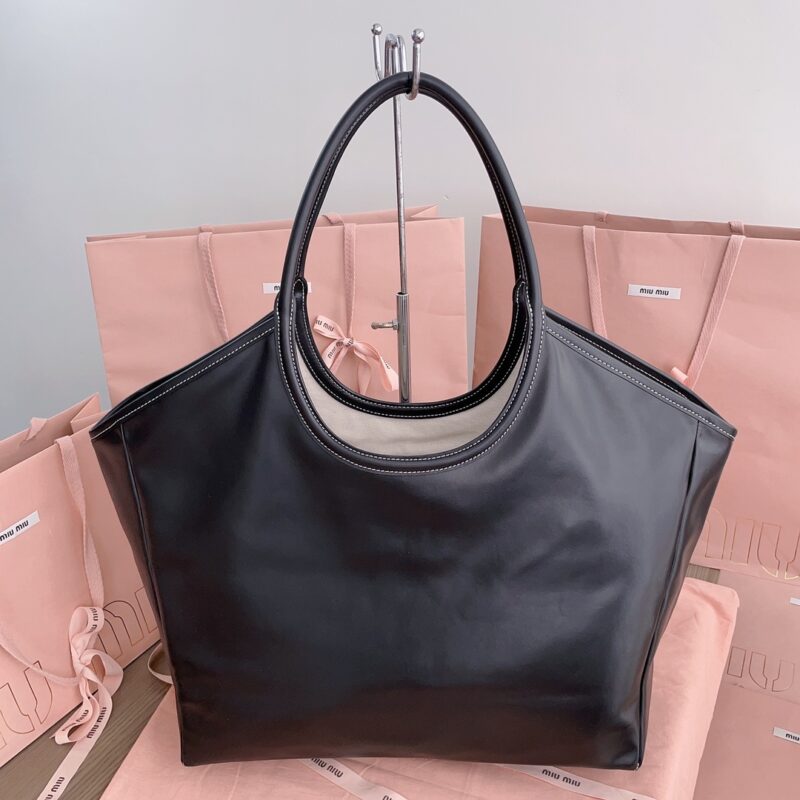 Replica Miu Miu Ivy Tote Black - ultra-realistic fake designer tote