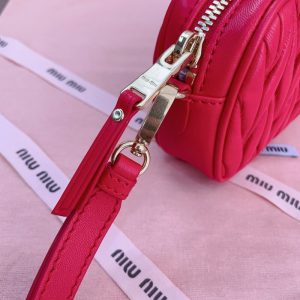 Replica Miu Miu Clutch Red - high-accuracy replica luxury purse