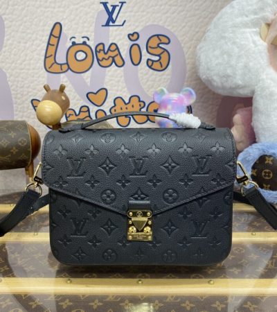 Replica Louis Vuitton Pochette Metis Black - high-accuracy replica luxury purse
