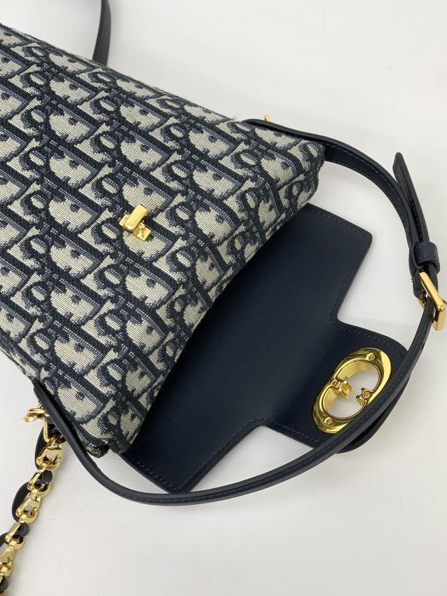 Replica Dior 30 Montaigne Amber Chain - top-rated replica designer bag