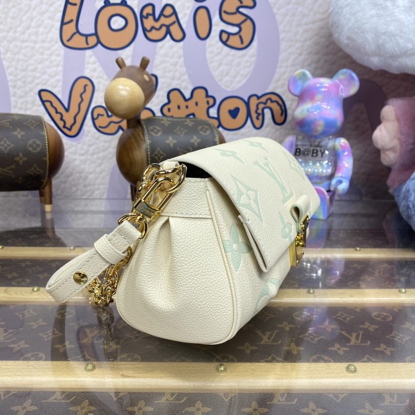 Replica Louis Vuitton Favorite White - high-end fake designer purse