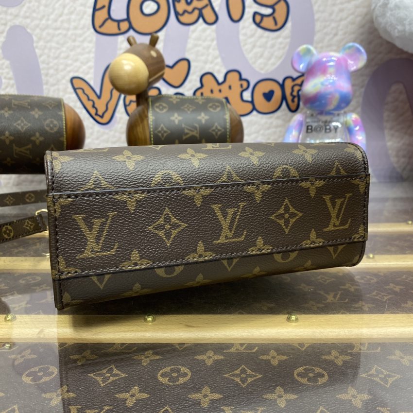 Replica Louis Vuitton Sac Plat BB - realistic designer-inspired fake bag