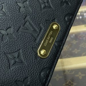 Replica Louis Vuitton Wallet On Chain Lily Black - realistic designer-inspired fake bag