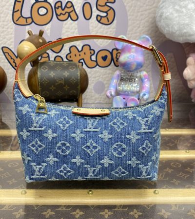 Replica Louis Vuitton Hills Pochette - ultra-realistic fake designer tote