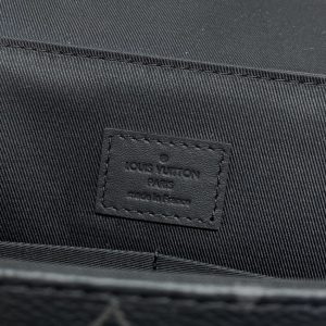 Replica Louis Vuitton Saumur Messenger Bag - high-quality designer bag clone