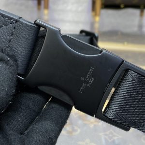 Replica Louis Vuitton Bumbag Discovery Black Canvas - premium-grade designer purse dupe