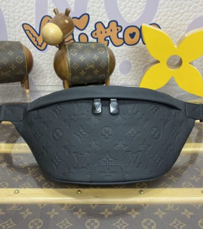 Replica Louis Vuitton Bumbag Discovery Black Canvas - top-tier luxury replica shoulder bag