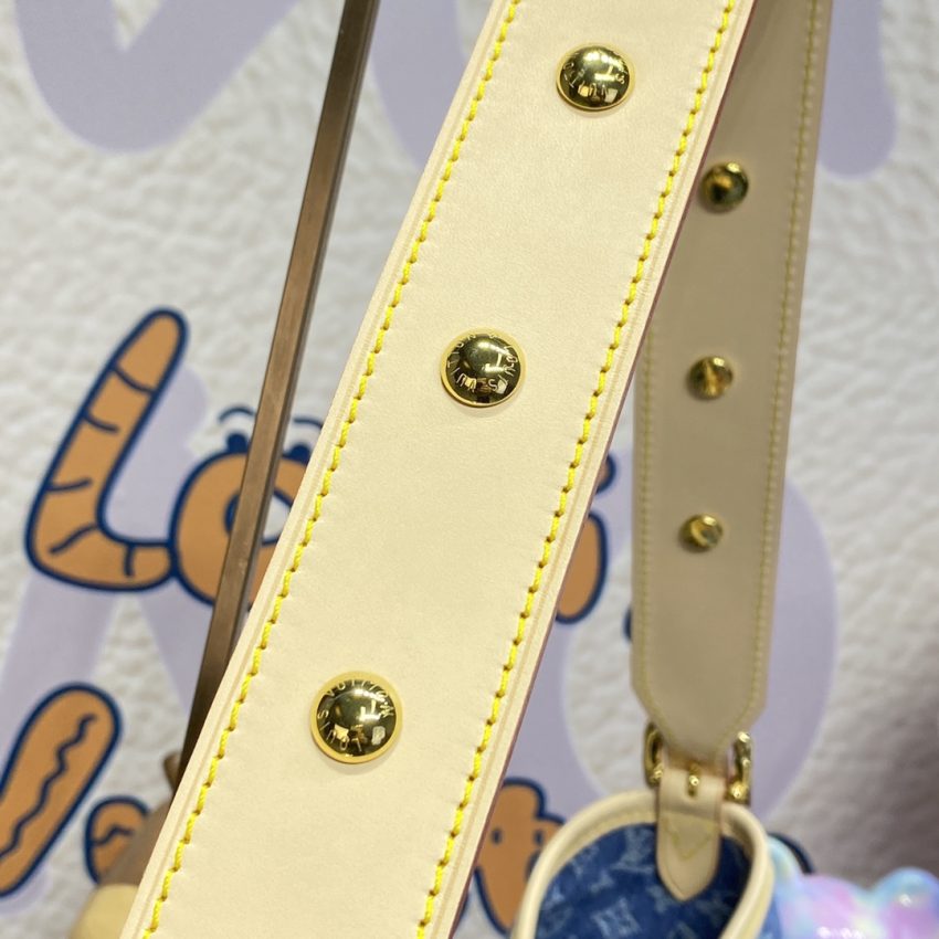 Replica Louis Vuitton Carry All MM Denim - best-selling designer handbag dupe