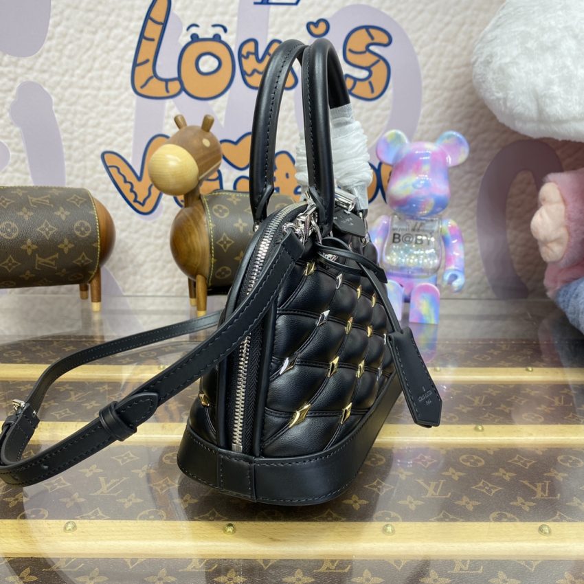 Replica Louis Vuitton Alma BB Black - ultra-realistic fake designer tote