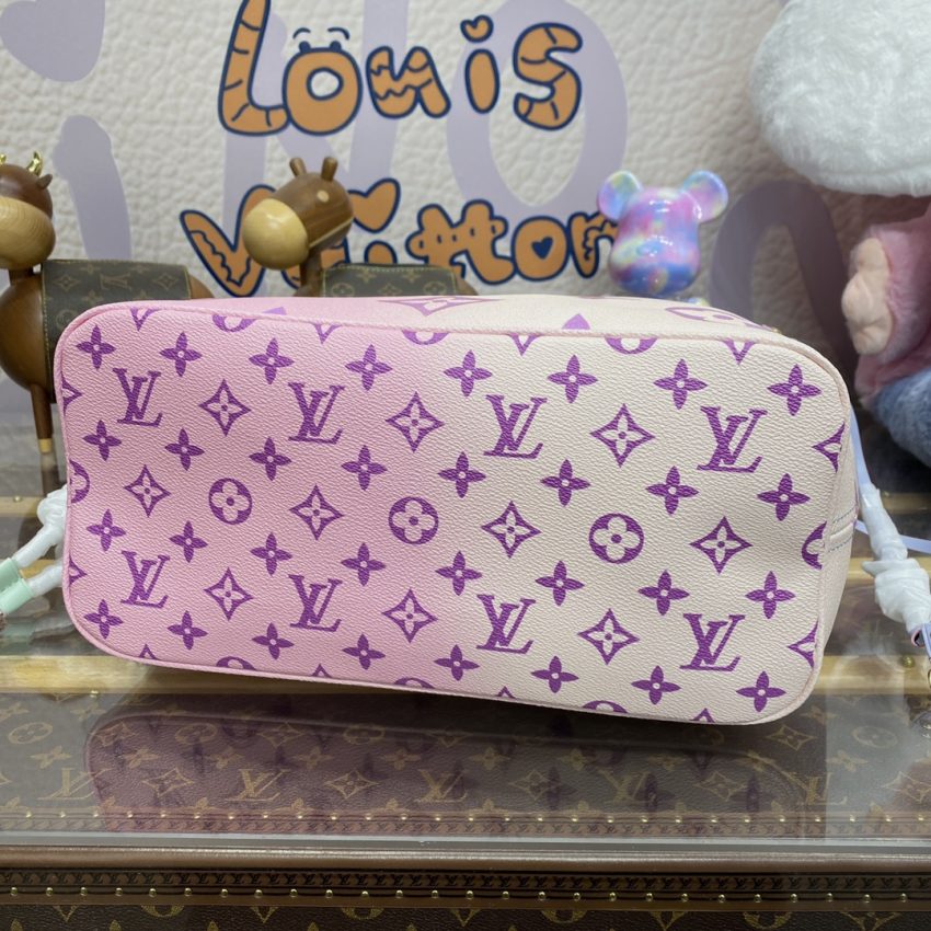 Replica Louis Vuitton Neverfull MM Purple - authentic-look luxury purse replica