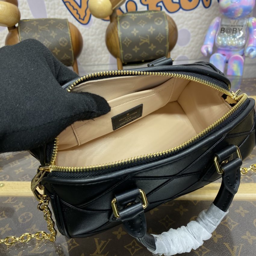 Replica Louis Vuitton Speedy Bandouliere 20 Black - realistic designer-inspired fake bag