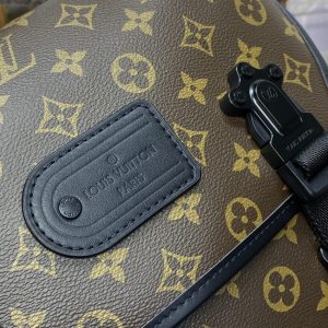 Replica Louis Vuitton Trail Messenger Bag - authentic-look luxury purse replica
