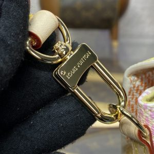 Replica Louis Vuitton Pochette Metis East West Pink Grid - best quality luxury bag dupe