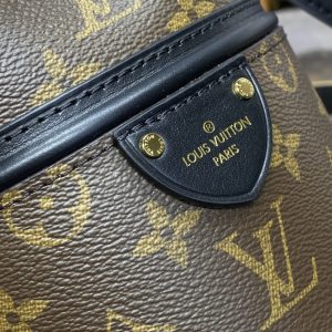 Replica Louis Vuitton Canoé Bucket Bag - realistic designer-inspired fake bag