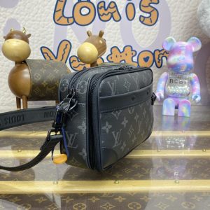 Replica Louis Vuitton Alpha Messenger Black Canvas - 1:1 designer replica handbag