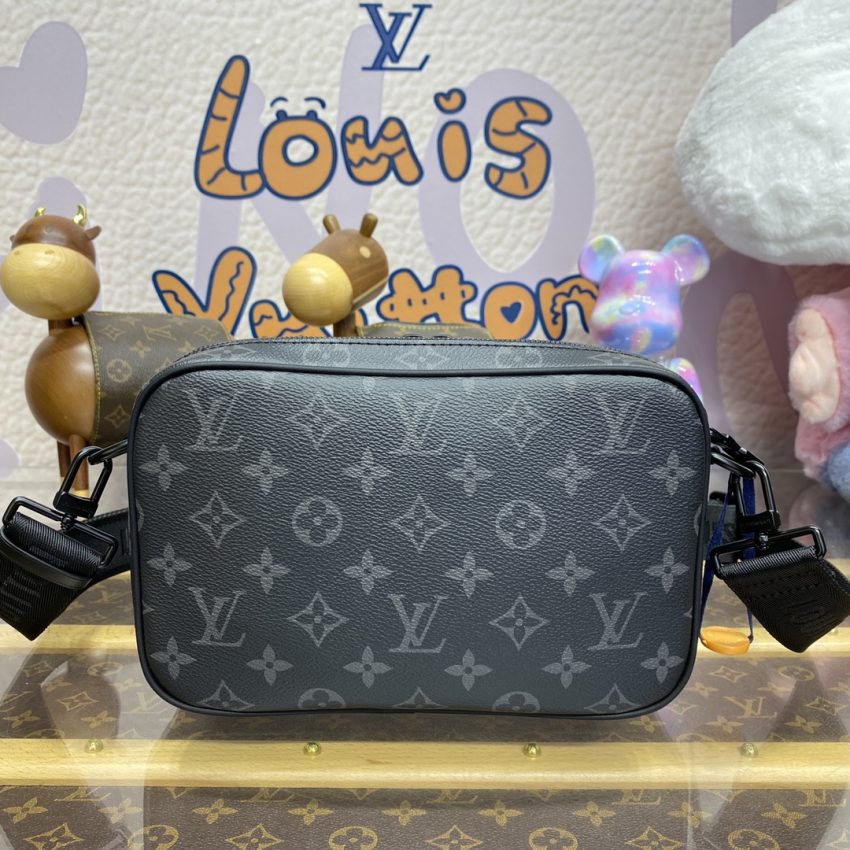 Replica Louis Vuitton Alpha Messenger Black Canvas - high-quality designer bag clone