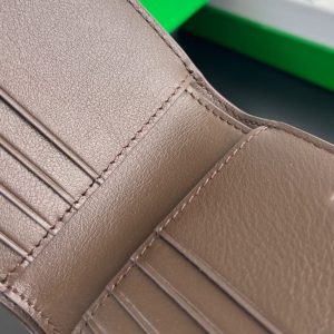 Replica Bottega Veneta Intrecciato Bi-Fold Wallet Black&Brown - high-end fake designer purse