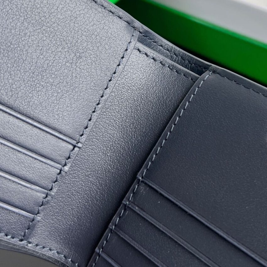 Replica Bottega Veneta Intrecciato Bi-Fold Wallet White&Blue - near-authentic luxury replica handbag